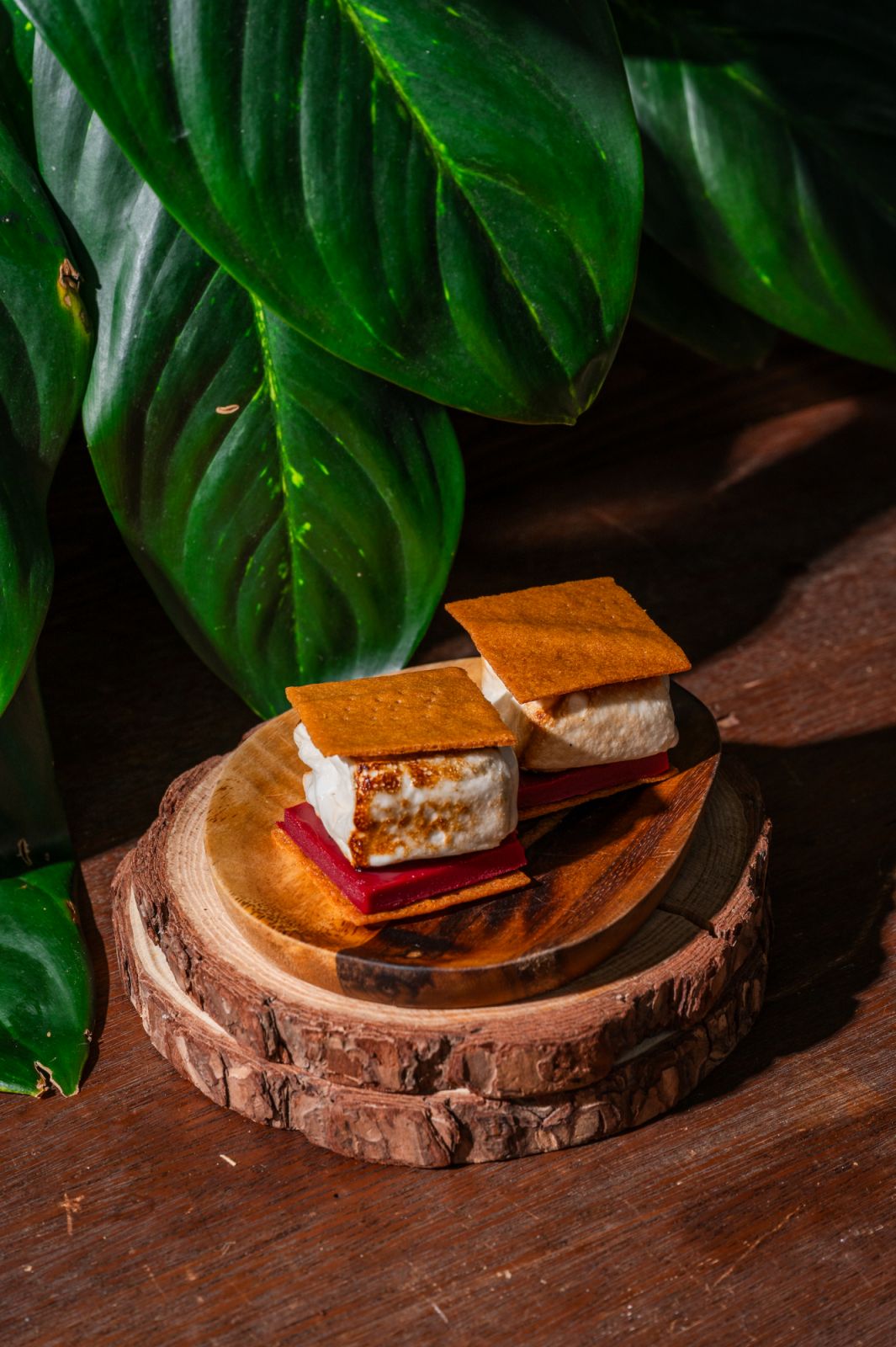 Isaphan s'mores with lychee rose marshmallows and raspberry ganache (Photo: Ignis KL)