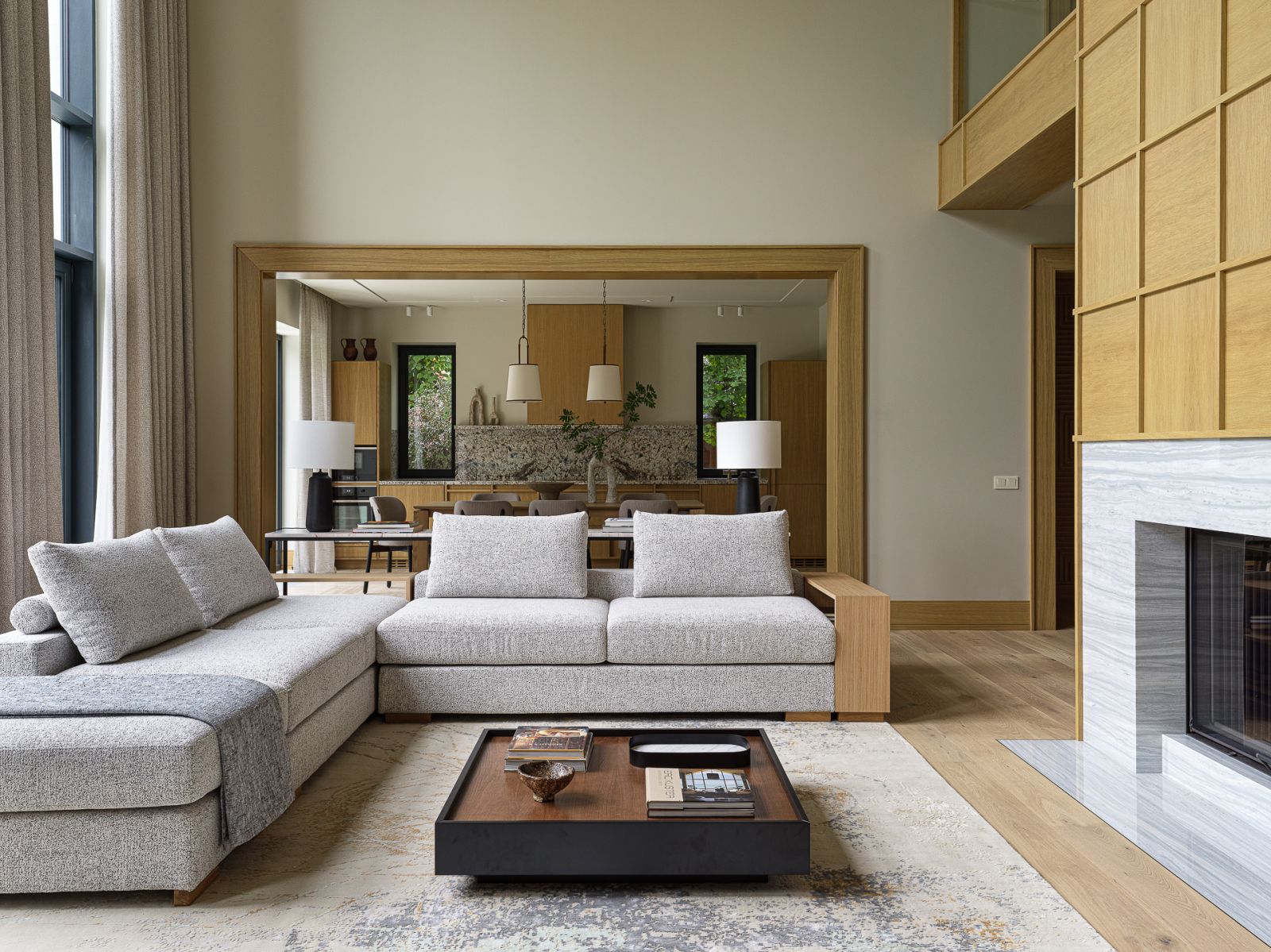 A natural flow into the dining area and kitchen through a large portal