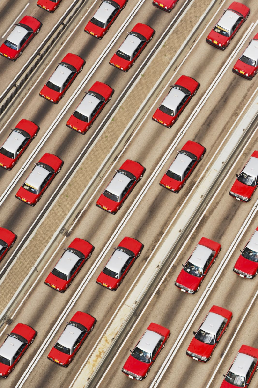 While Uber is not available in mainland China, DiDi is a similar application to book car transportation (Photo: Getty Images)