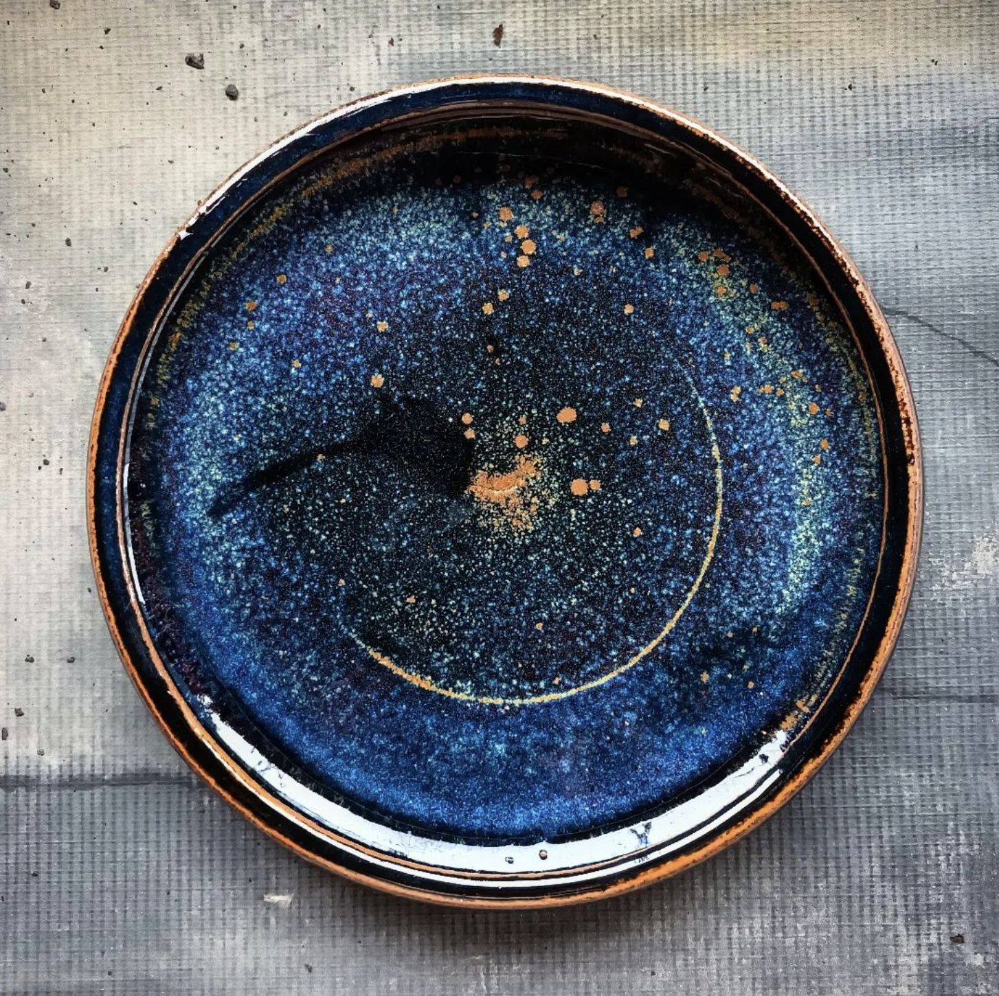 Handcrafted plate (Photo: Instagram / Joey De Leon)