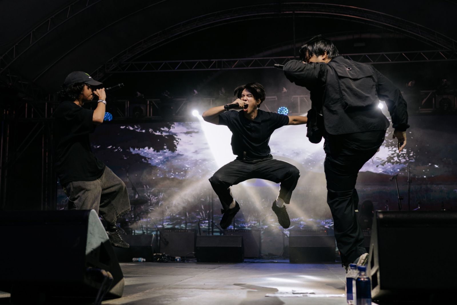 Playertwo performing at Warner Music's 'We Play Here' at UP Diliman (Photo: We Play Here/Facebook)