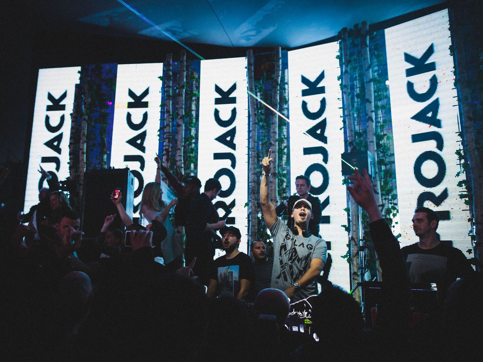 gumball-3000-Afrojack smashes the final party! CURTIS JEHSTA