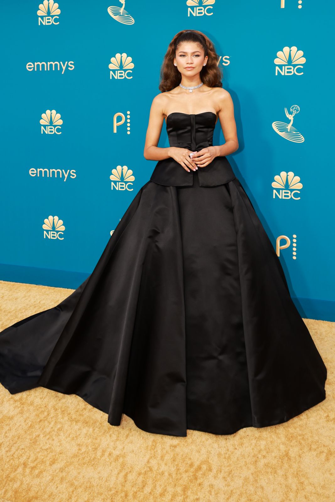 LOS ANGELES, CA - September 12, 2022 - Zendaya arrives for the 74th Primetime Emmy Awards at the Microsoft Theater on Monday, September 12, 2022 (Allen J. Schaben / Los Angeles Times via Getty Images)