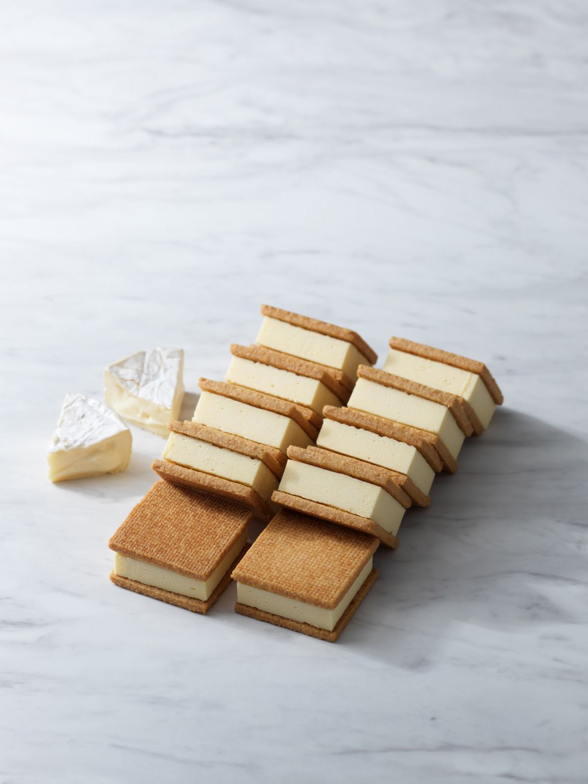 Now on Cheese♪卡門貝爾夾心起司蛋糕