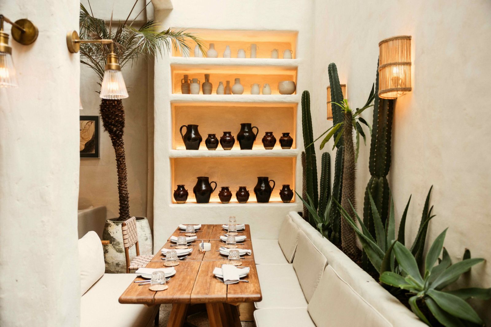 ร้านอาหารสไตล์เมดิเตอร์เรเนียนที่ถออดแบบจากประสบการณ์ท่องเที่ยวของอู้