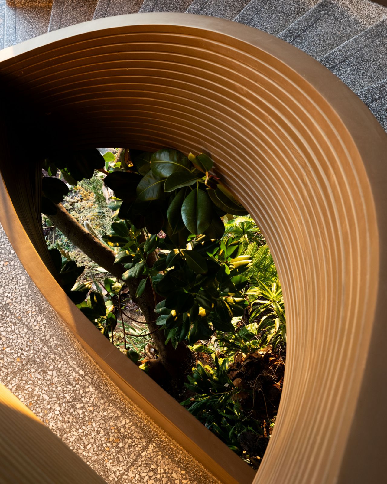 Sculptural, layered, and colourful elements for definition