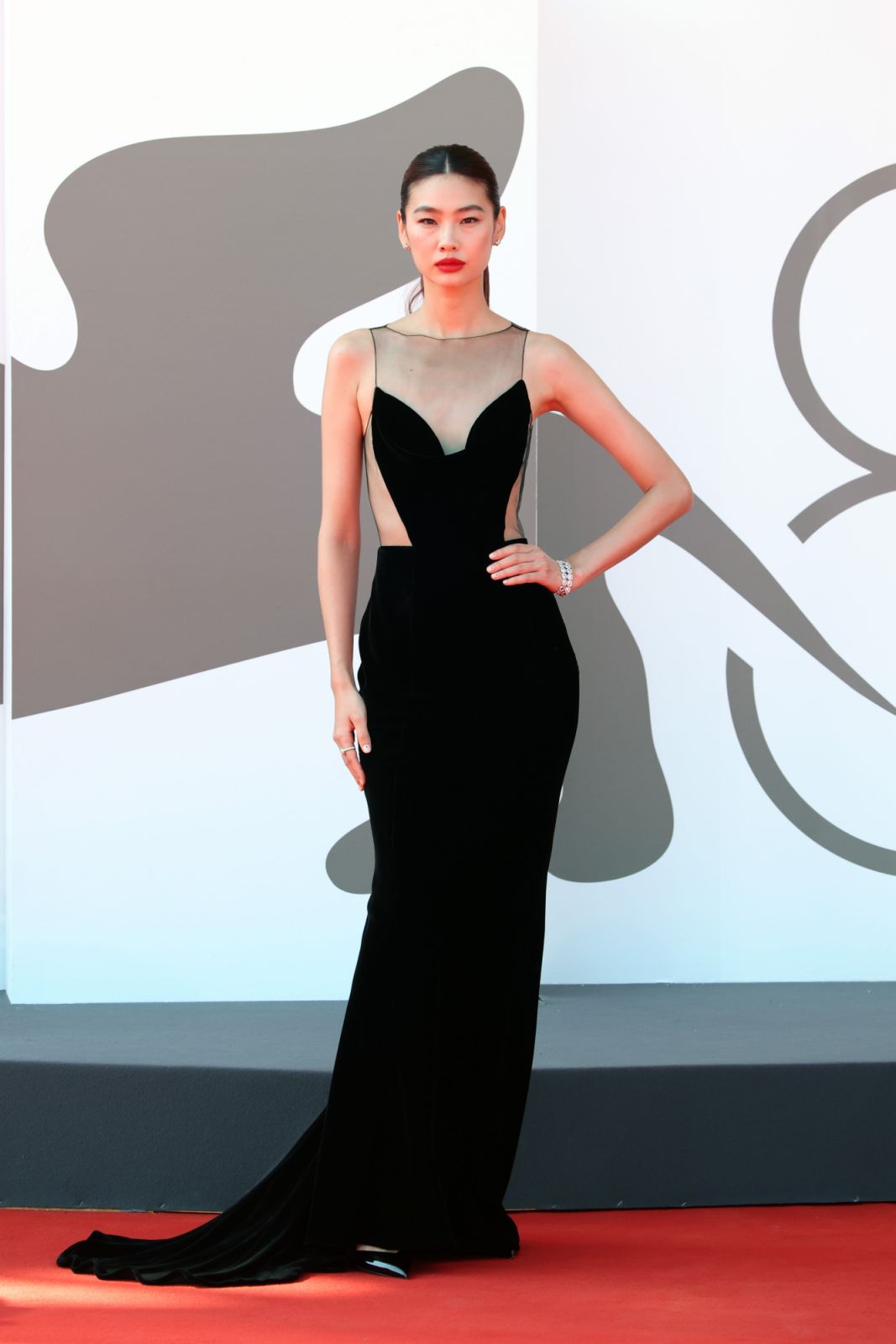 Jung Hoyeon at the ‘Disclaimer - Chapter 5-7’ premiere at the 2024 Venice Film Festival (Photo: Getty Images)