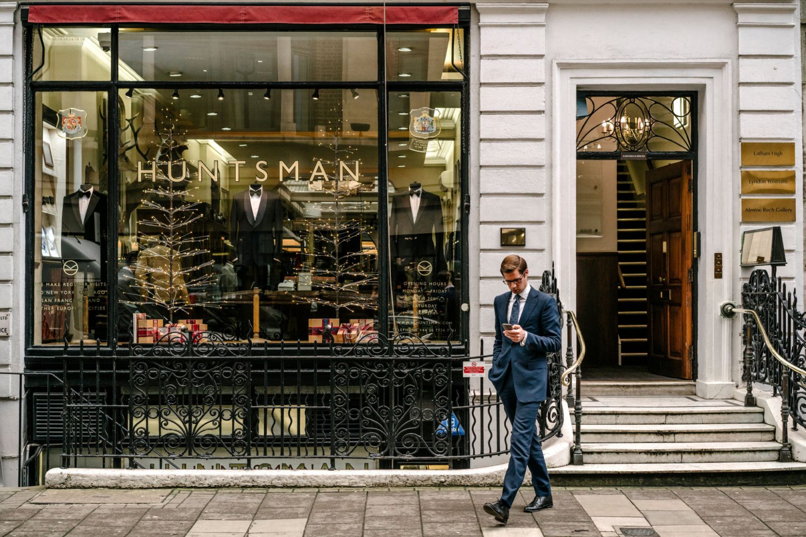 Land Rover | About Town Sciarpa di Seta | The London Collection by