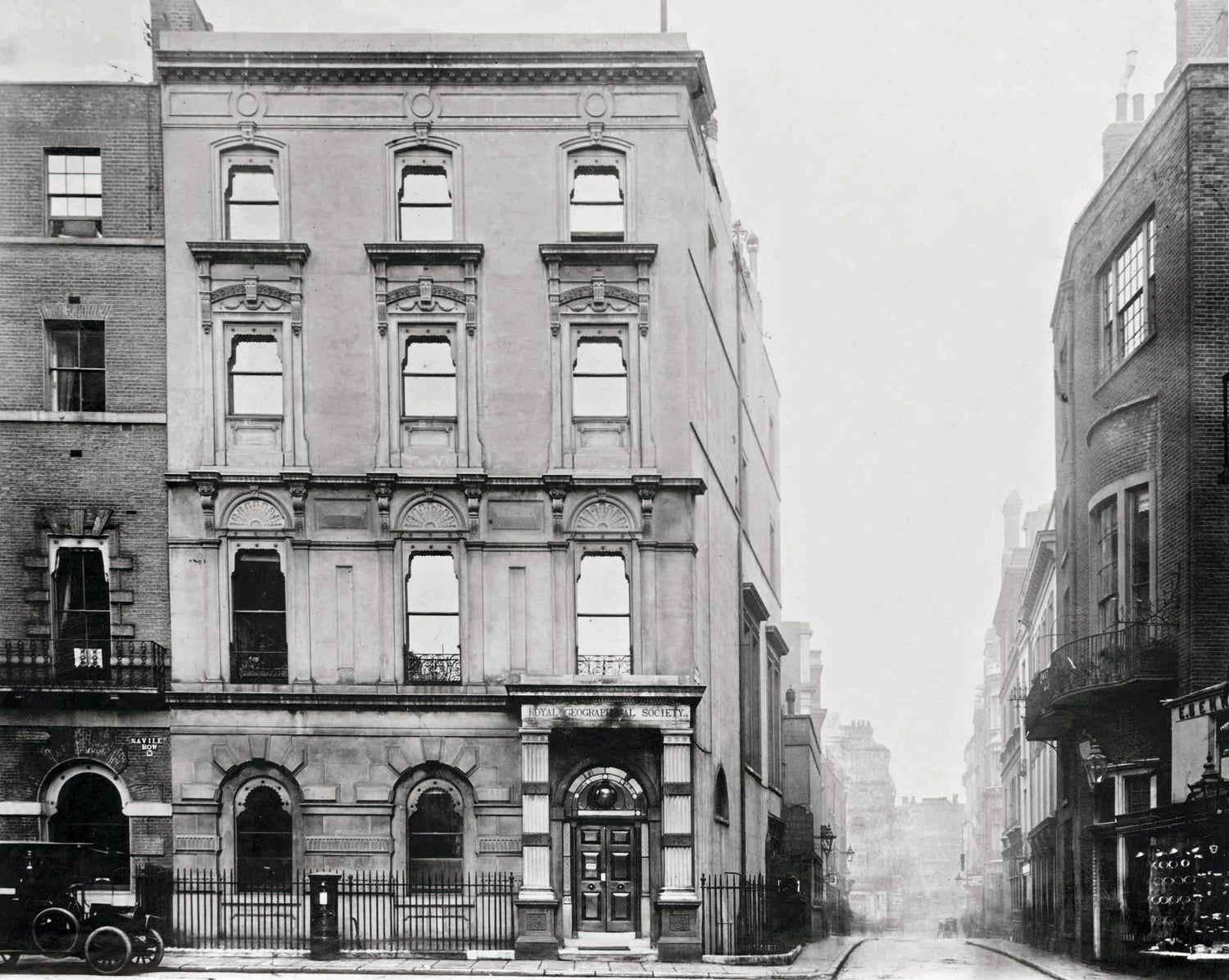 Gieves & Hawkes brand was founded in 1771