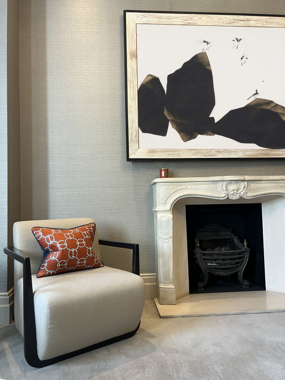 This timeless London family room encapsulates Victor Gradinaru Interior’s artful blend of classic tradition and sleek modernity