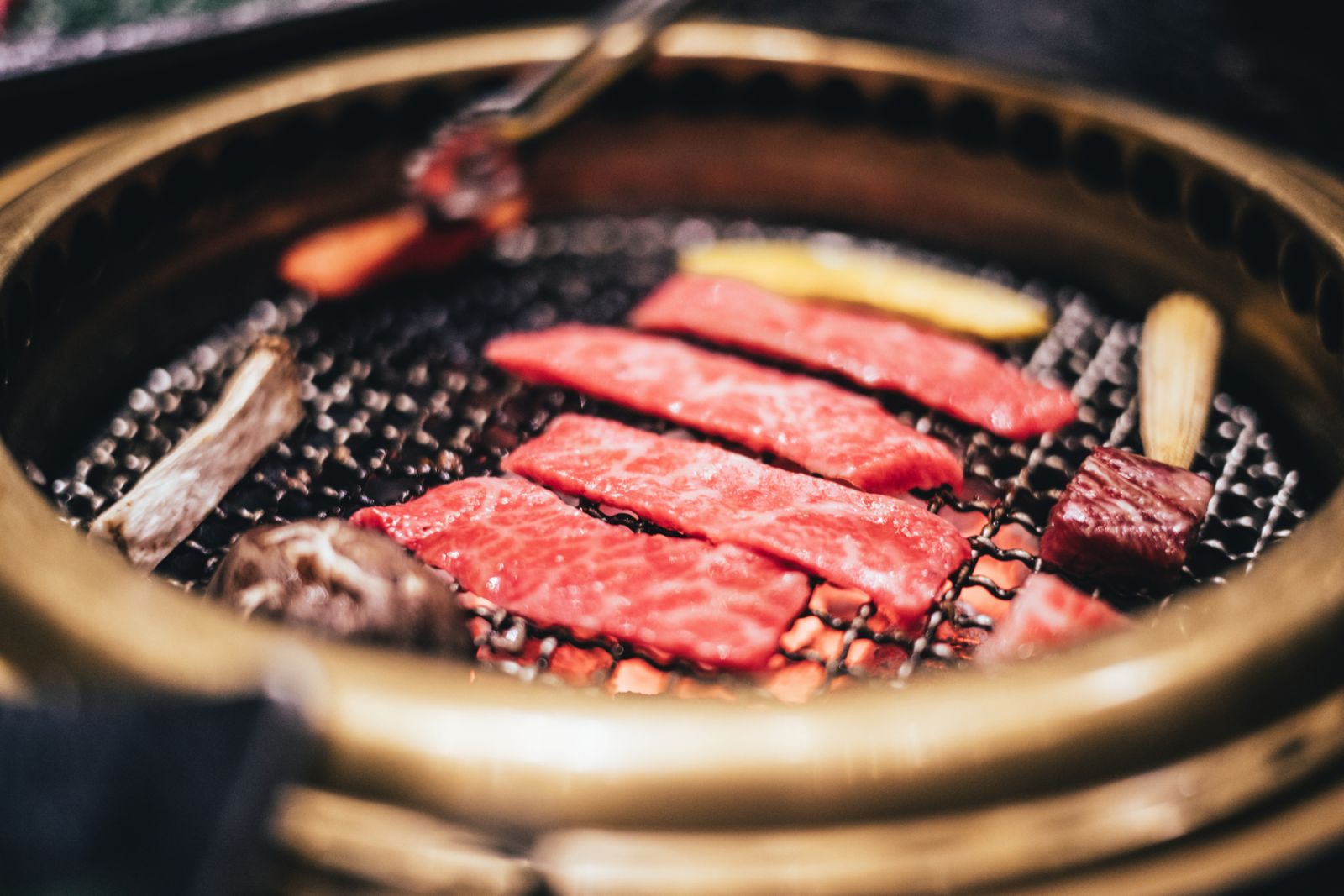 Yakiniku, a Japanese style of grilled meat (Photo: Getty Images)