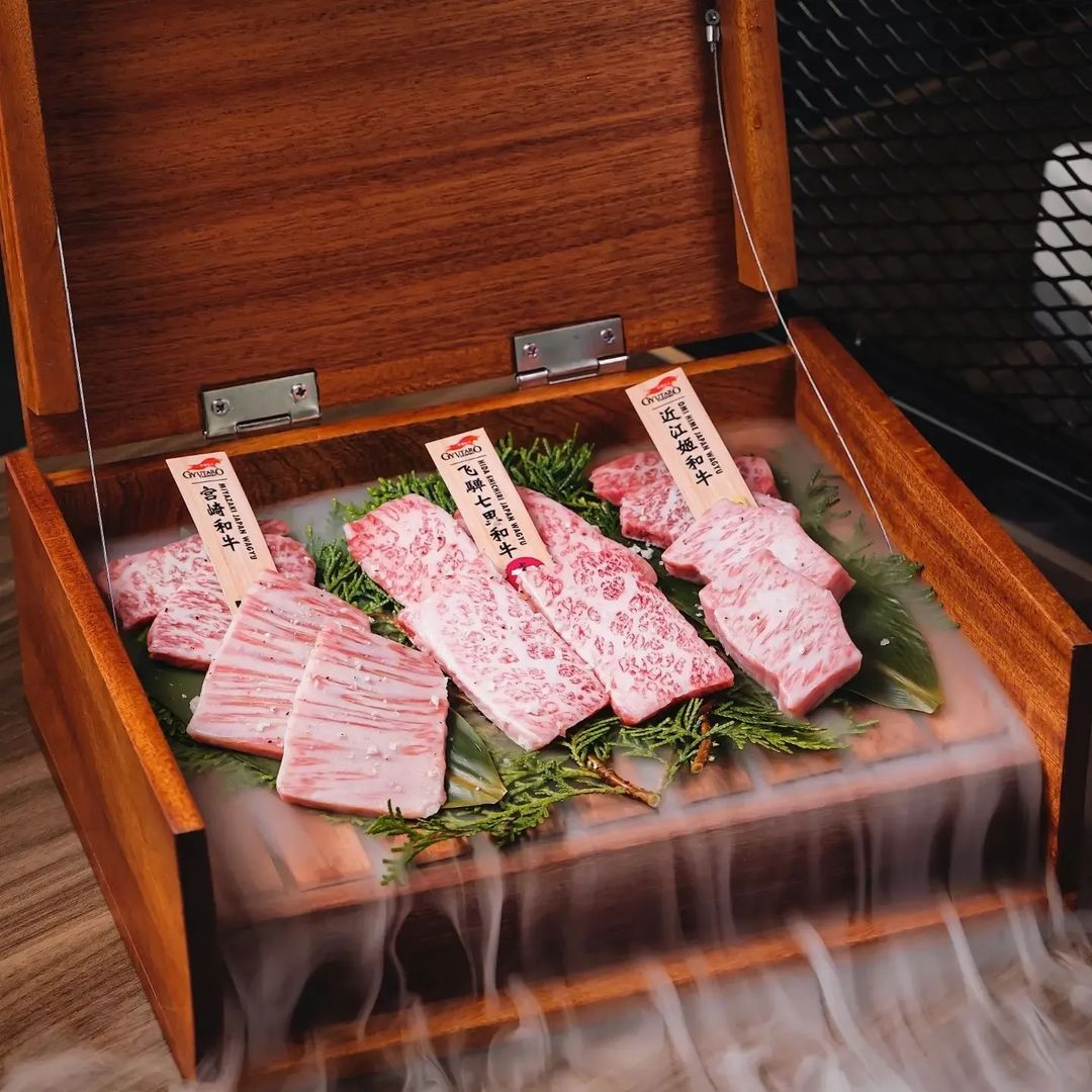Marbled Wagyu beef (Photo: Instagram / @gyutaroyakiniku)