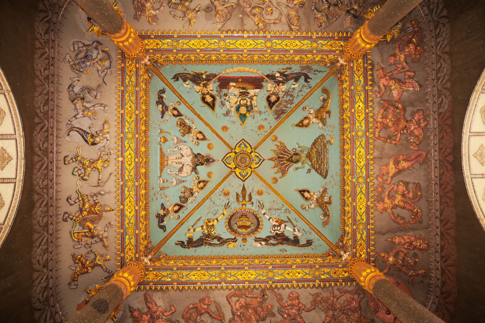 Patuxay Victory Monument in Laos, Southeast Asia (Photo: Getty Images)