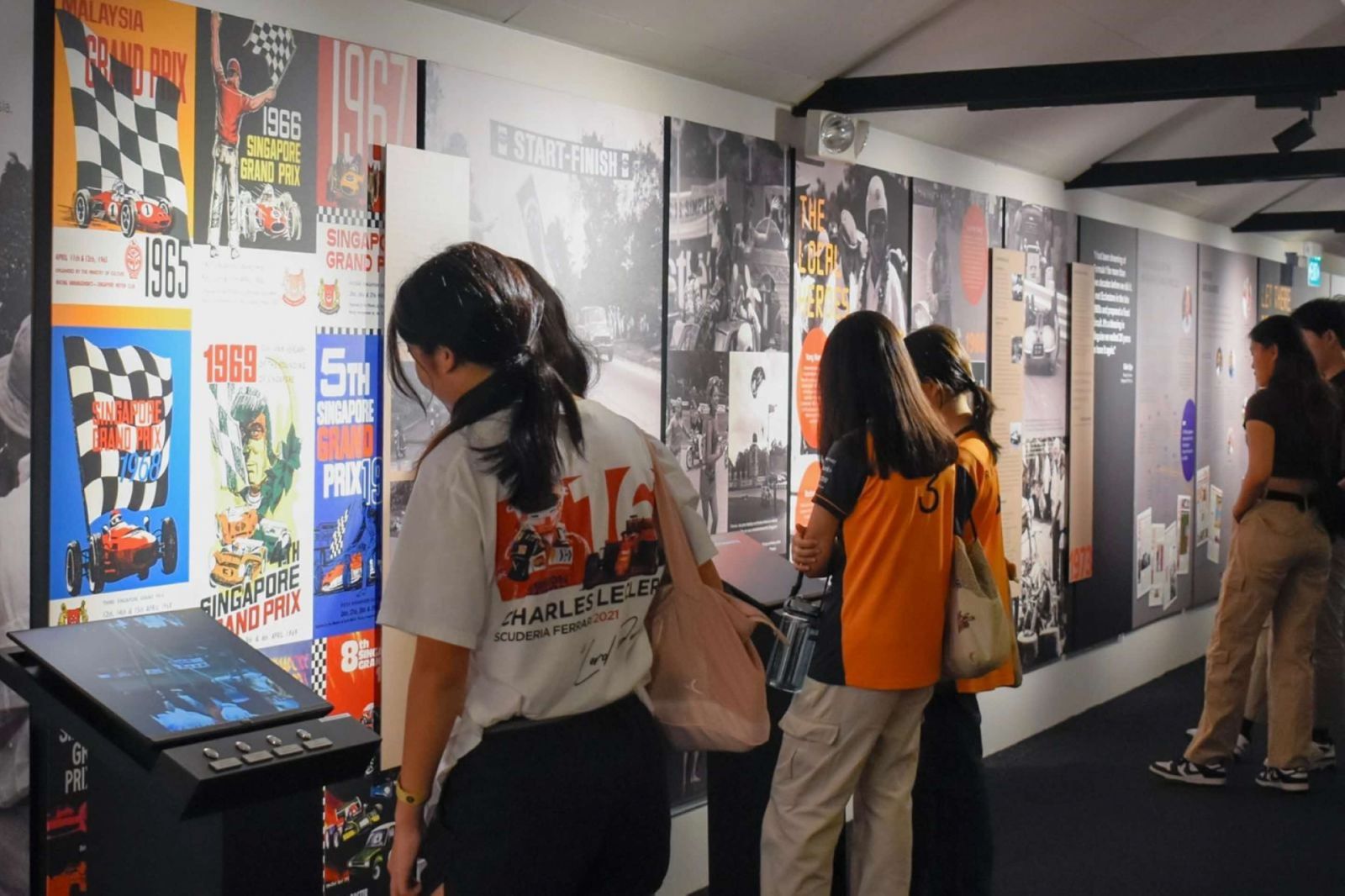 A Race Through Time ภายใน Grand Prix Season Singapore 2024 (ภาพ: Ferrari Experience)