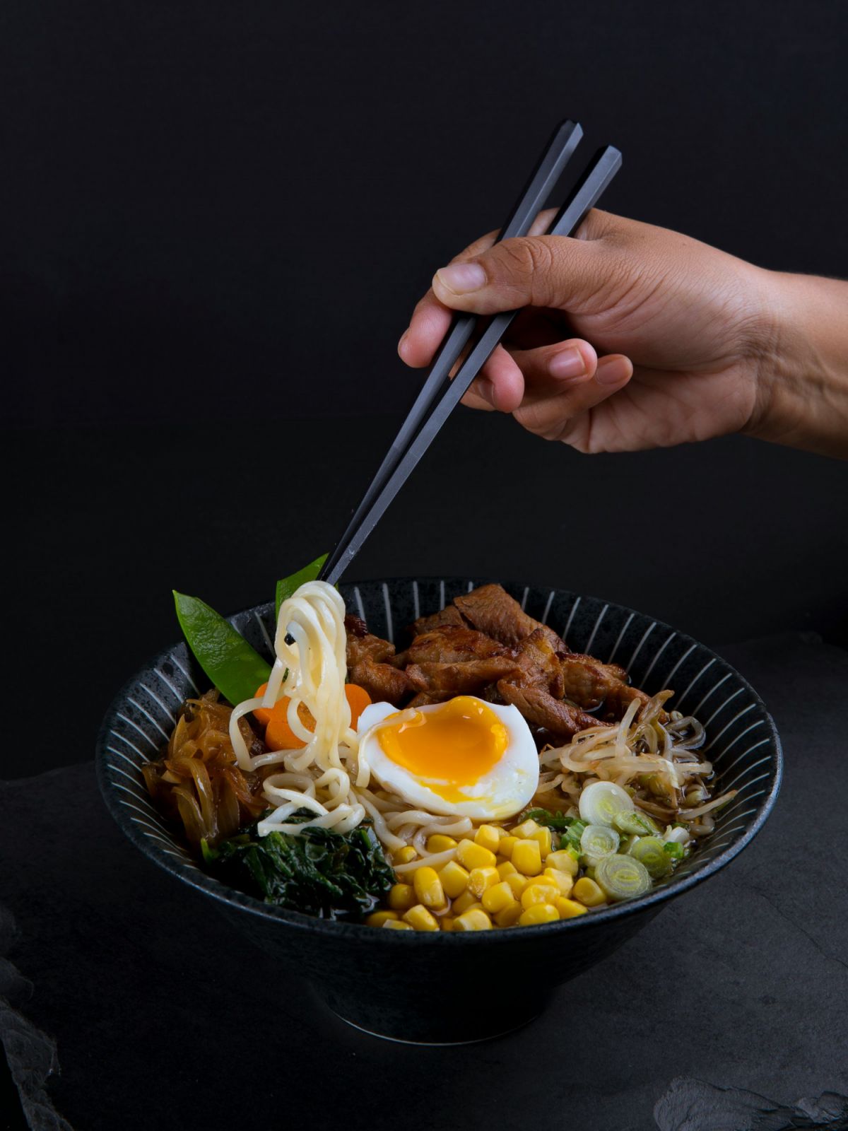 4-elements-in-cuisine-bon-vivant-unsplash