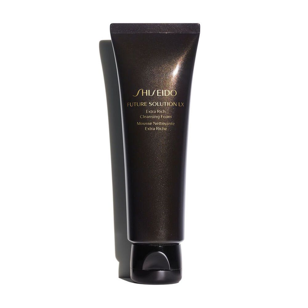 Sữa rửa mặt Future Solution LX Extra Rich Cleansing Foam E (Ảnh: Shiseido)