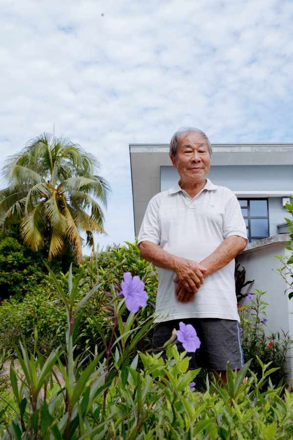 Andrew Chin Sidewalk Gardener