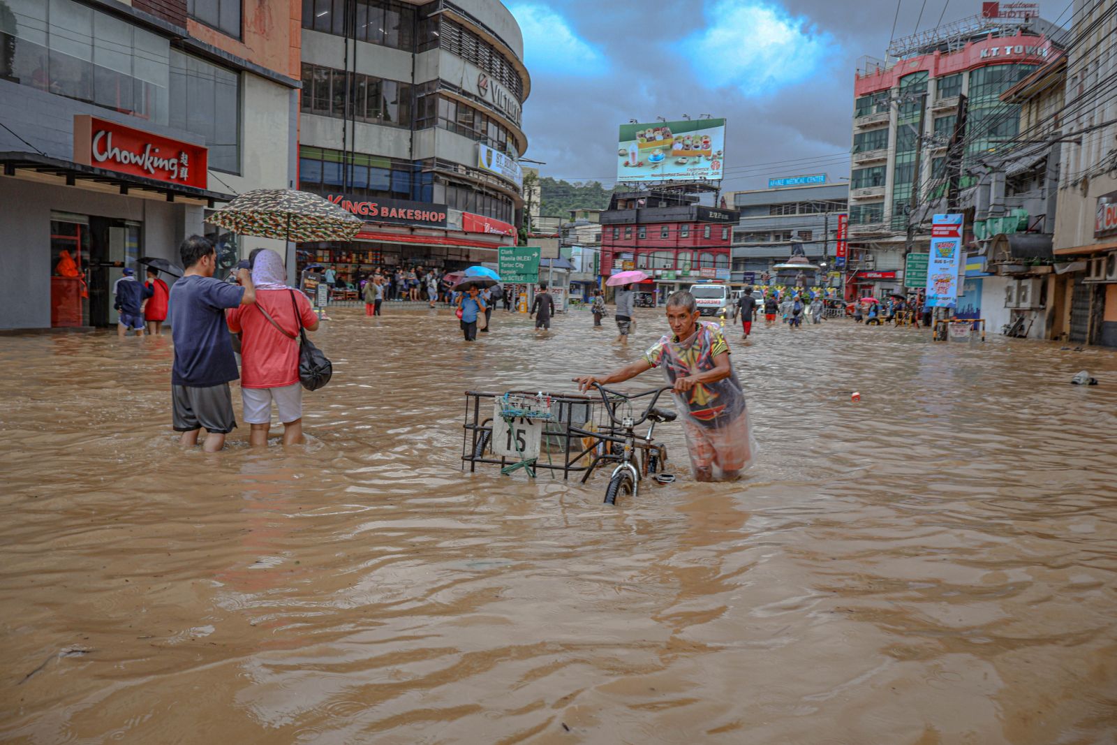 Typhoon Carina devastates Zambales (Photo: Jack Darryl Solano/GettyImages)