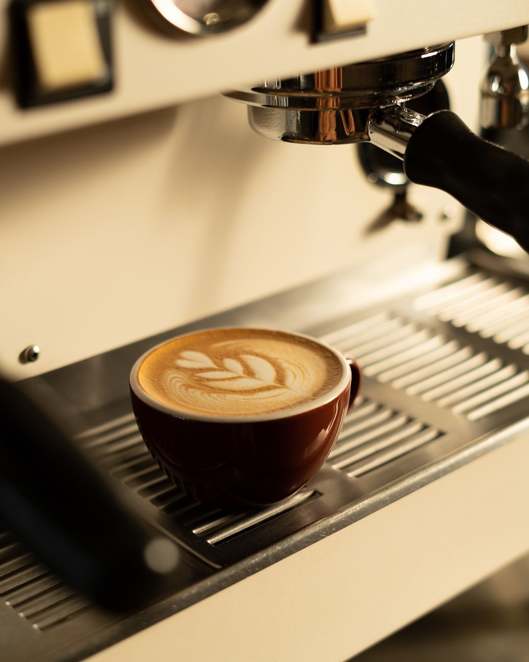 A latte from Brew N Bread (Photo: Instagram / @brewnbread)