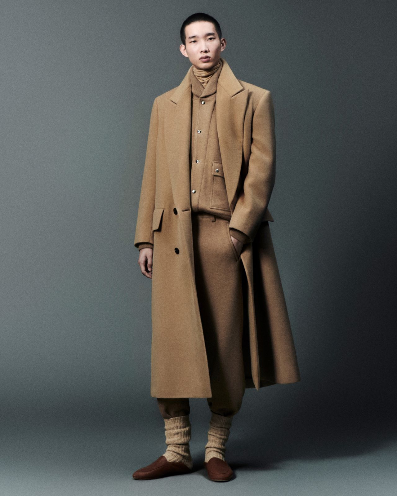 All-day comfort is ensured with soft tailoring