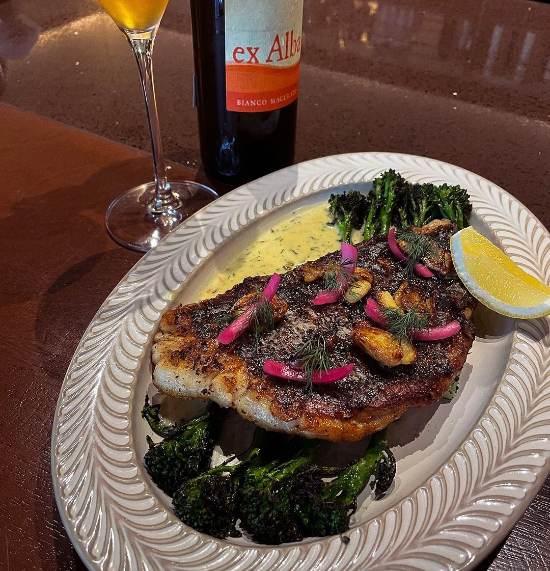 Grilled sole with caper cream sauce and broccolini (Photo: Instagram / @mellow.kl)