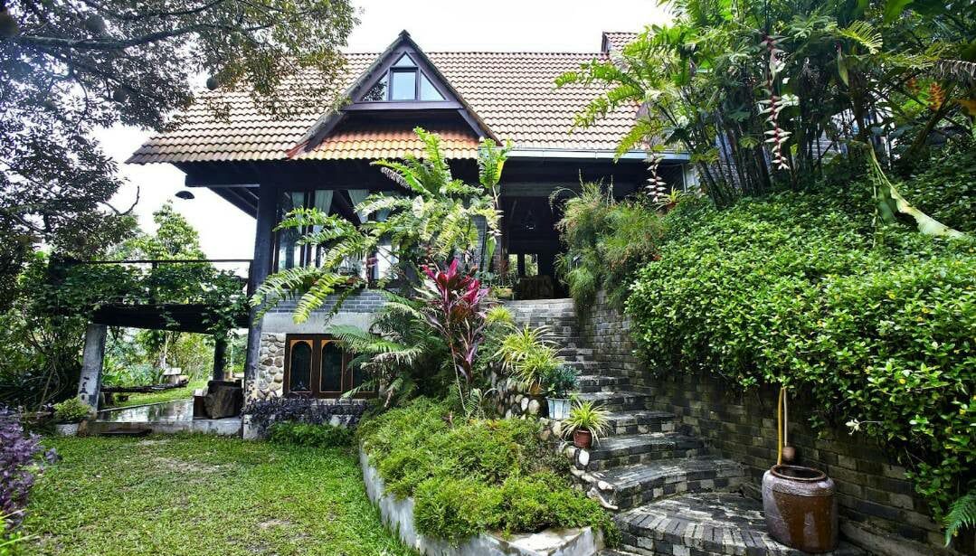 Plassid Villa