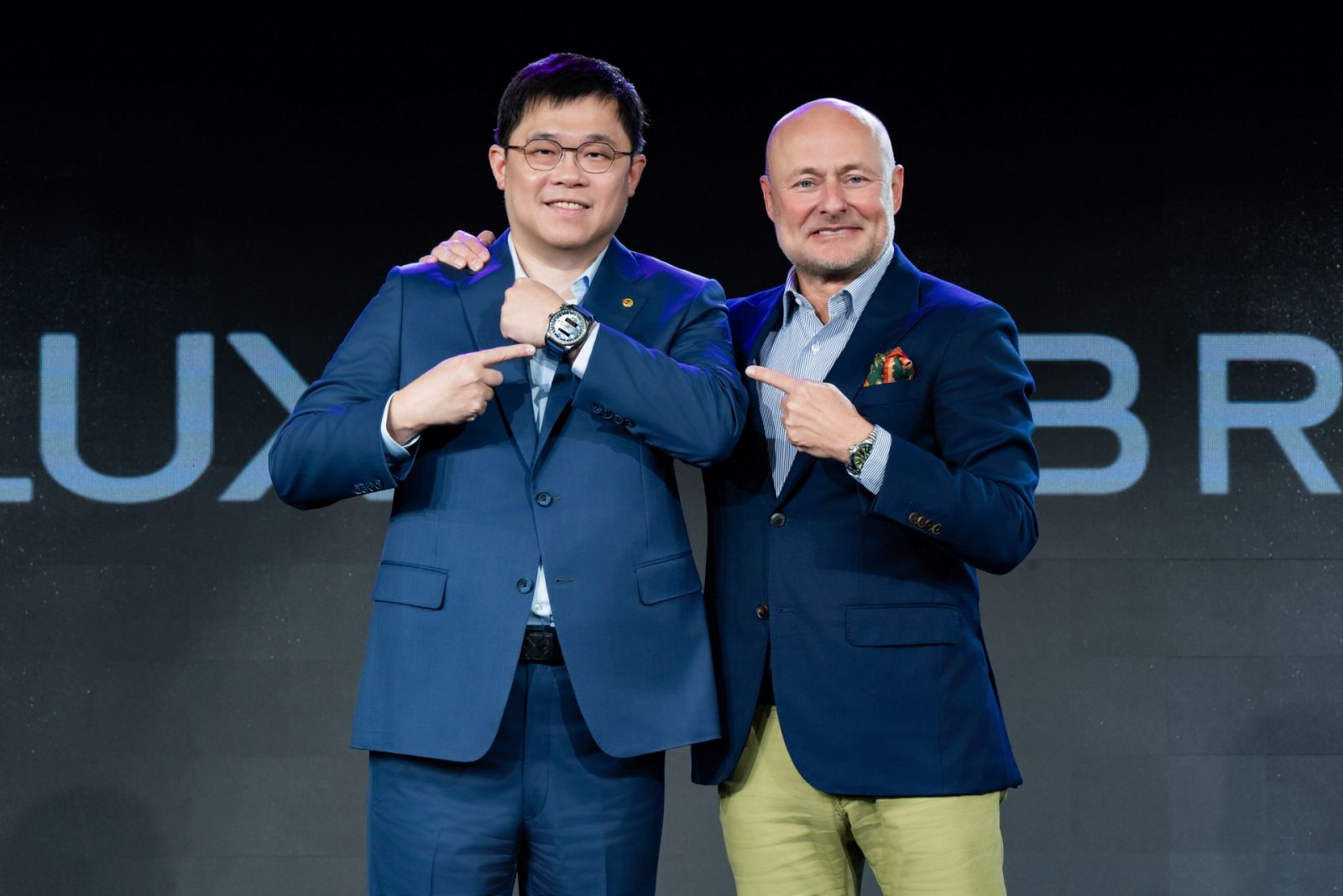 星宇航空創辦人張國煒以及百年靈現任總裁Georges Kern兩人在腕錶發佈會見面同框。(Photo: Breitling)