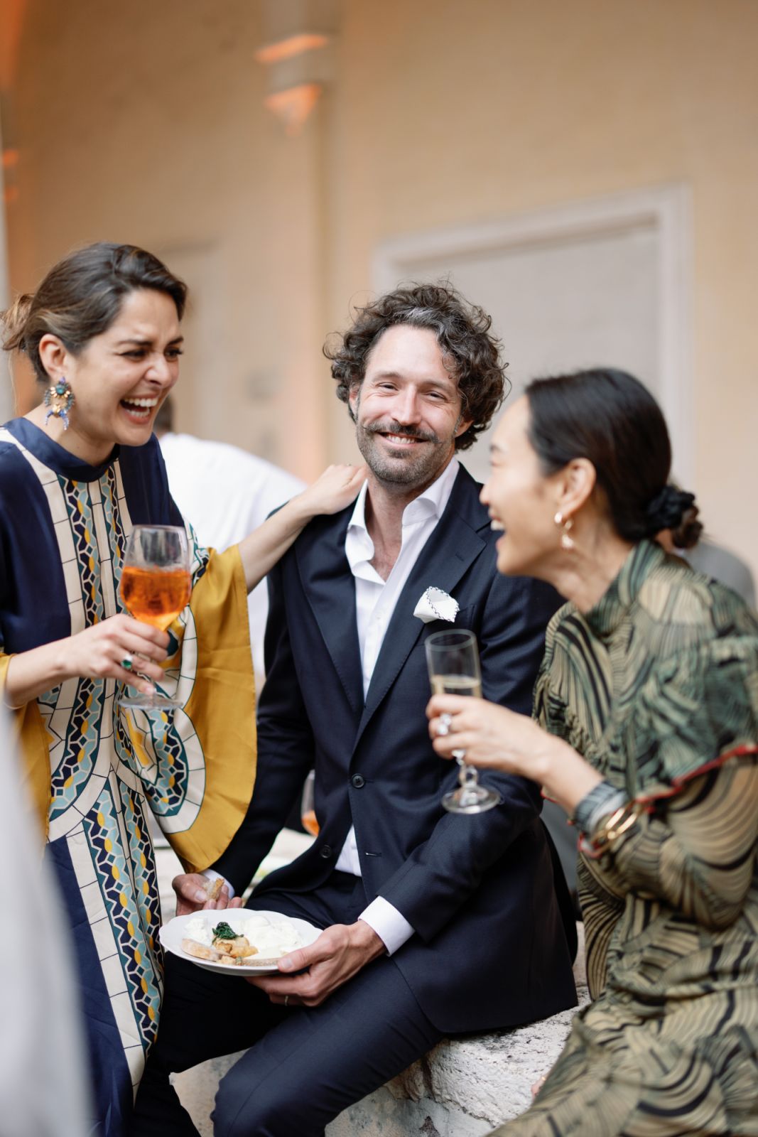 Edrea Onstad, Nathaniel Evens, and Meike Tau (Photo: Daniele & Marilia)