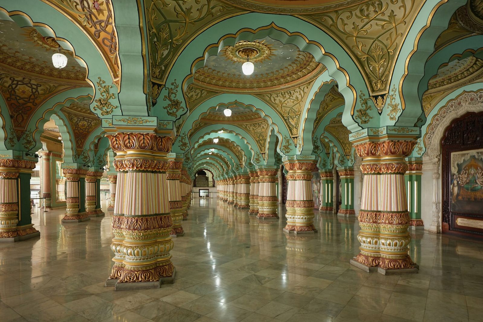 The Public Durbar Hall (Photo: Wikimedia Commons / Ingo Mehling)