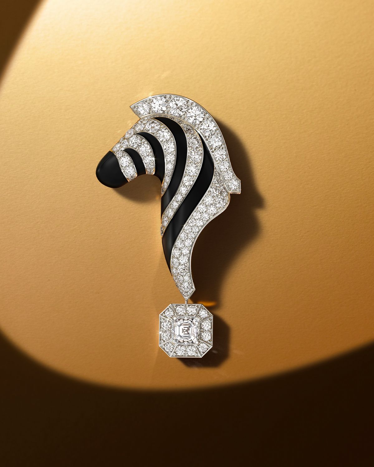 DBJ_HJ24_Product Still_Individuality Brooch_4x5.jpg