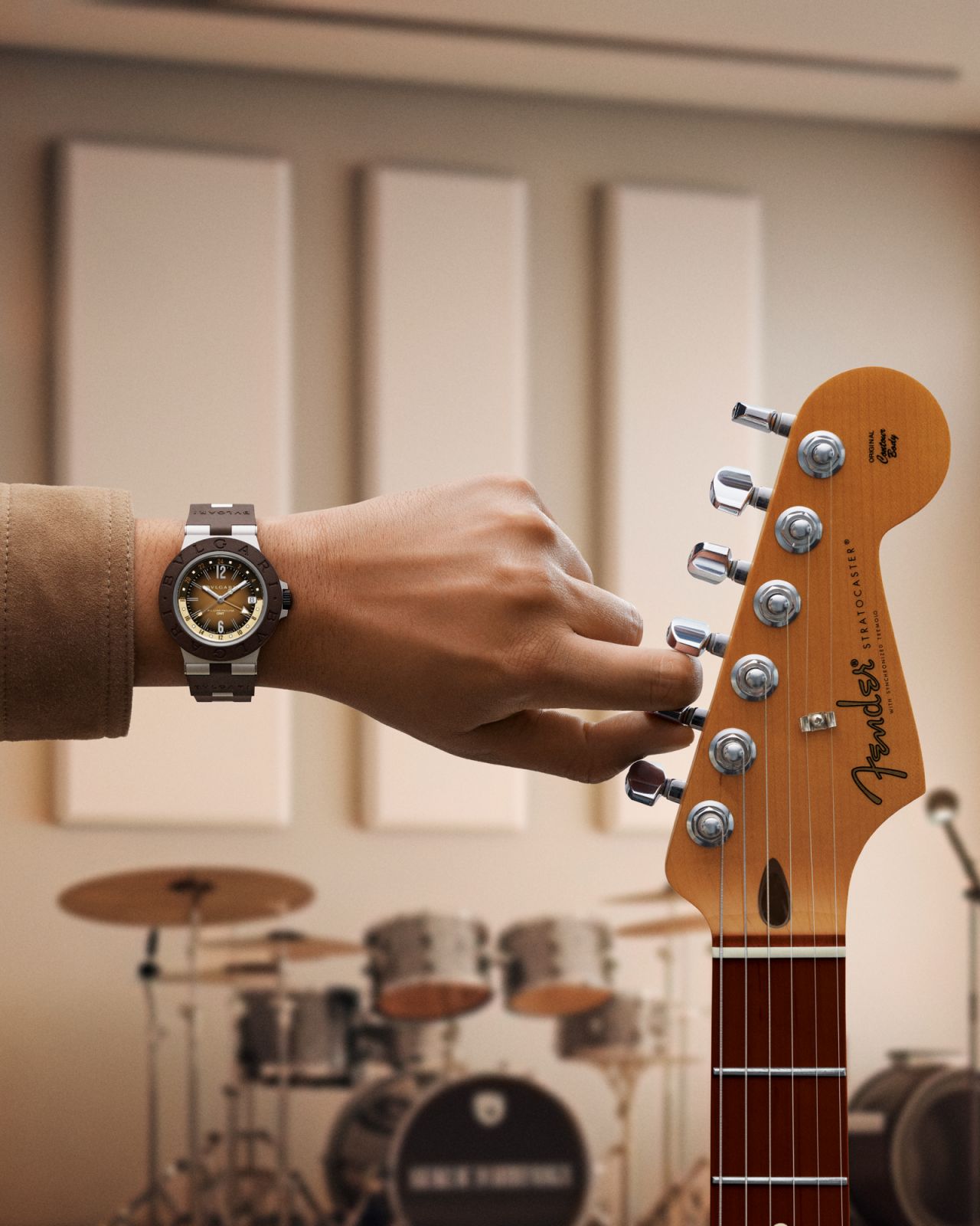 Bvlgari Aluminium GMT x Fender® Limited Edition (Photo: Courtesy of Bulgari)