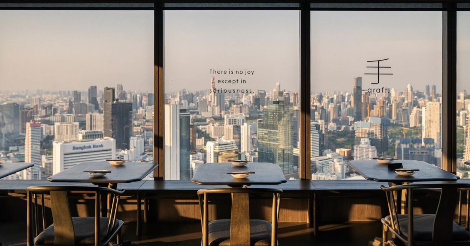手qraft (คราฟท์) บริการอาหารเช้าสไตล์ตะวันออกร่วมสมัยในคอนเซ็ปต์ oriental brunch