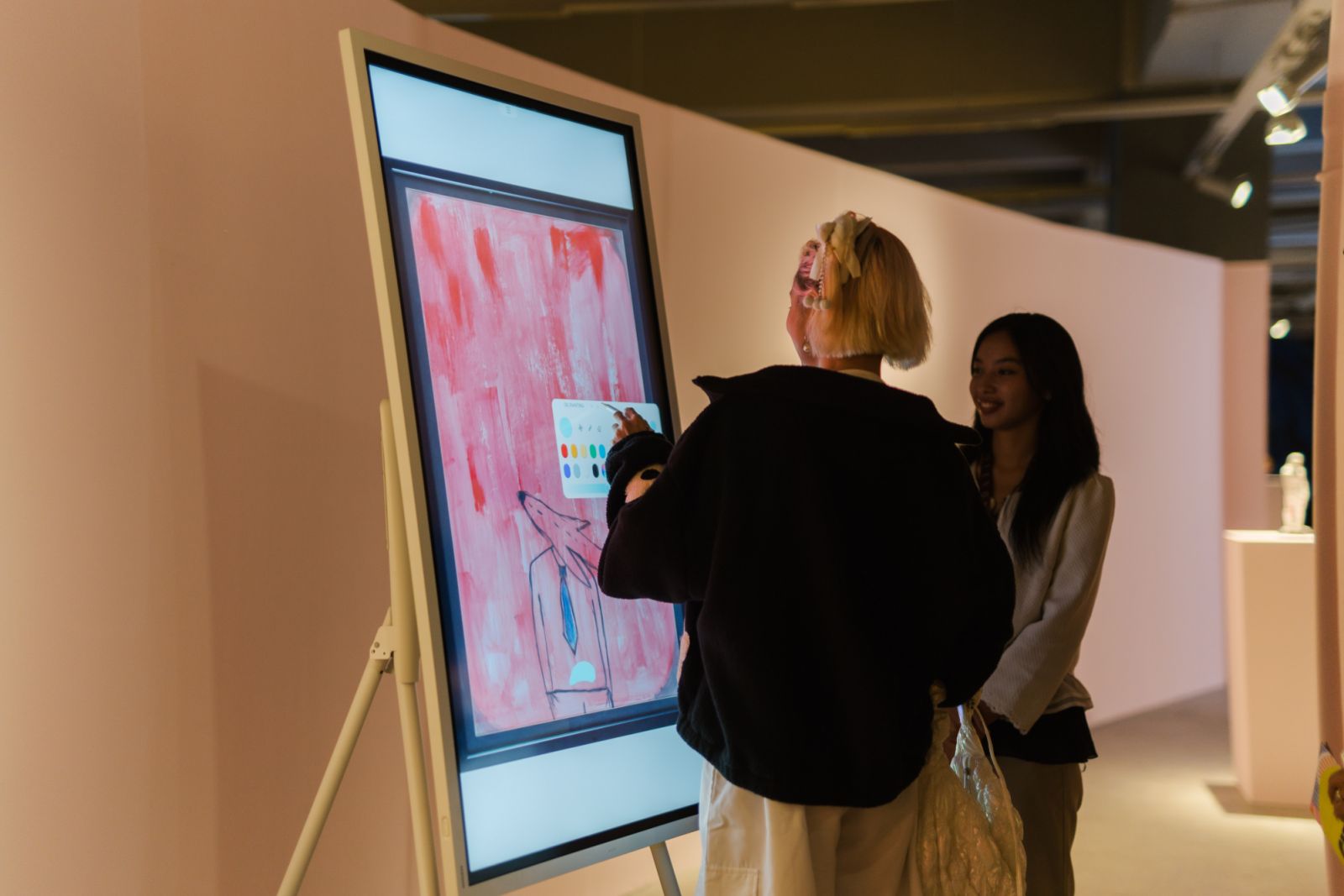 Guests have the chance to re-paint this classic Yeo Kaa artwork using a large touch screen monitor