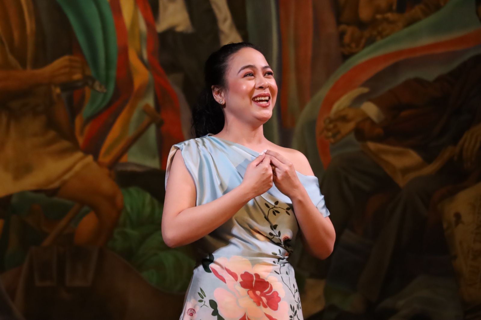 Myramae Meneses, Soprano opera singer