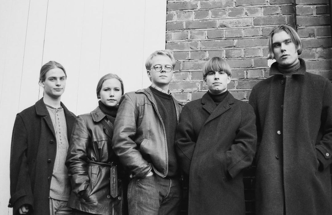 The Cardigans in 1994, before the release of Lovefool (Photo: Instagram / @thecardigansofficial)