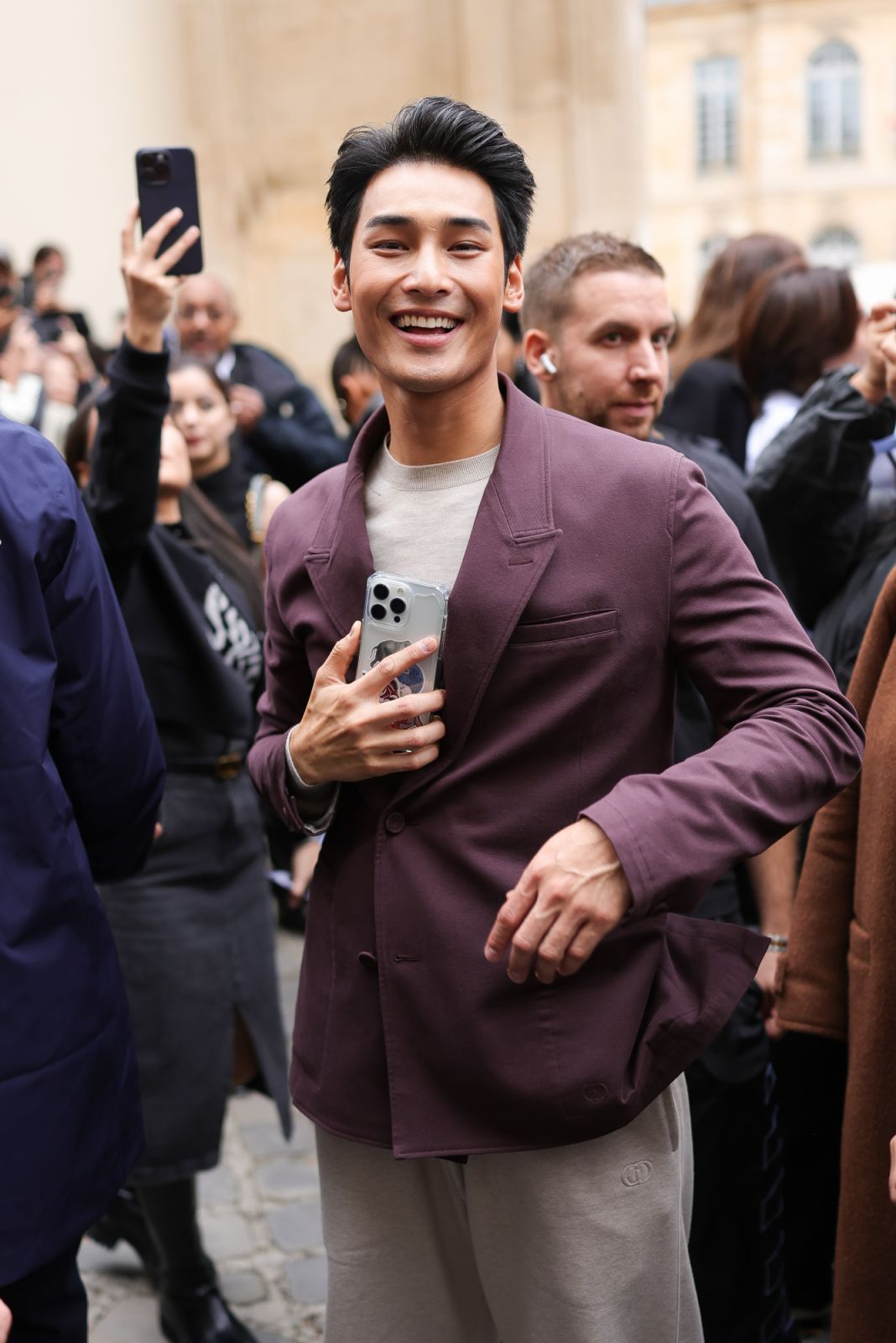PARIS, FRANCE - SEPTEMBER 24: Apo Nattawin Wattanagitiphat attends the Christian Dior Womenswear Spring-Summer 2025 show as part of Paris Fashion Week on September 24, 2024 in Paris, France. (Photo by Jacopo Raule/Getty Images)