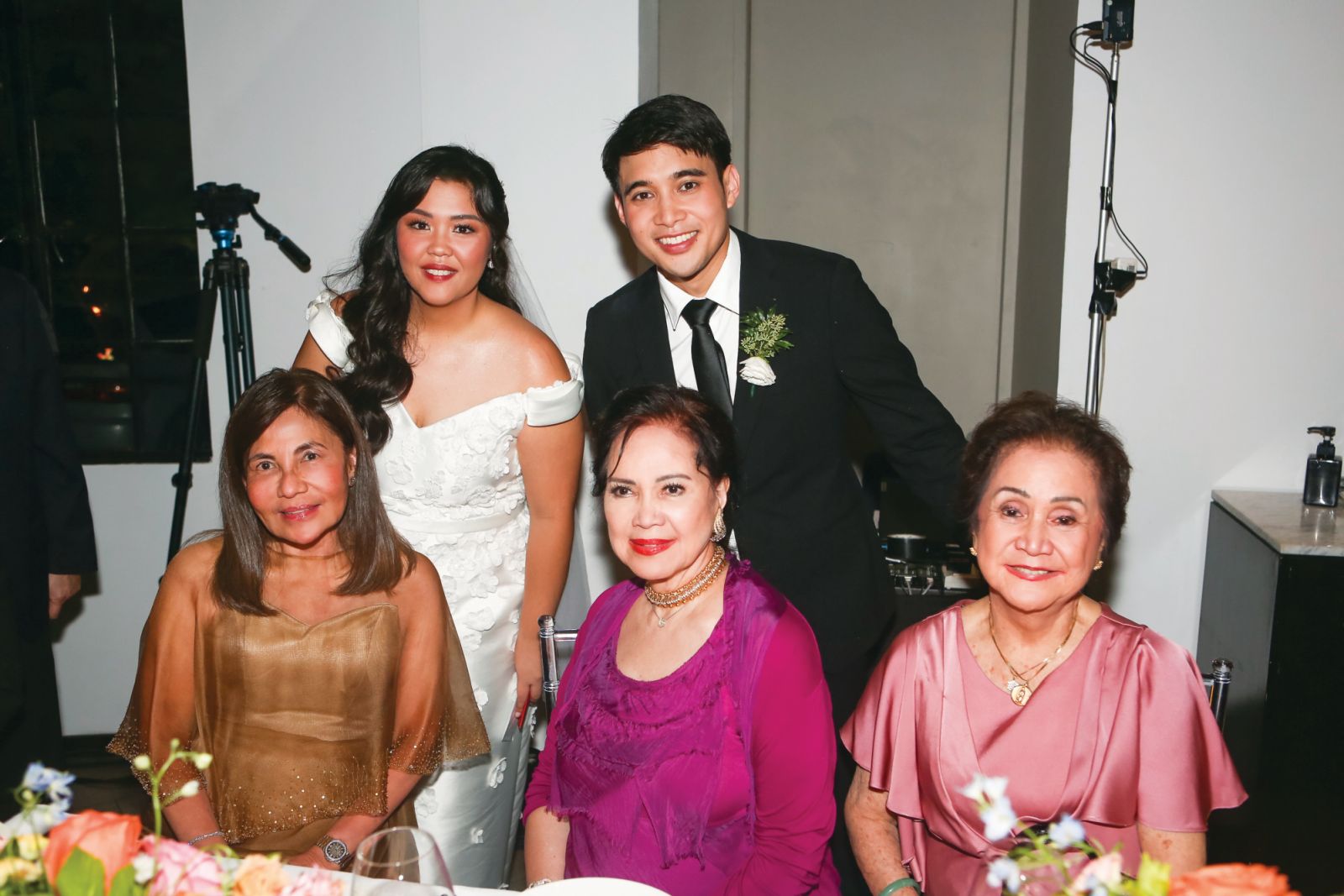 The couple with Eisa Mercado, Nini Licaros and Lovely Romulo