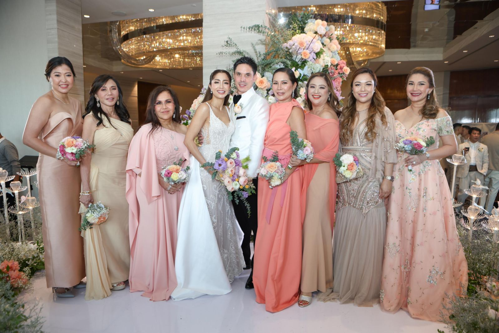 . Dr Cathy Placido, Dr Vicki Belo, Katrina Ponce Enrile, Jessica Everingham, Christine Babao, Michelle Jepezzen, Katz Santos