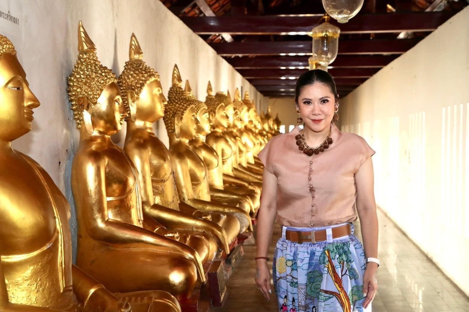 าปนีย์ เกียรติไพบูลย์ ผู้ว่าหญิงแห่งการการท่องเที่ยวแห่งประเทศไทย