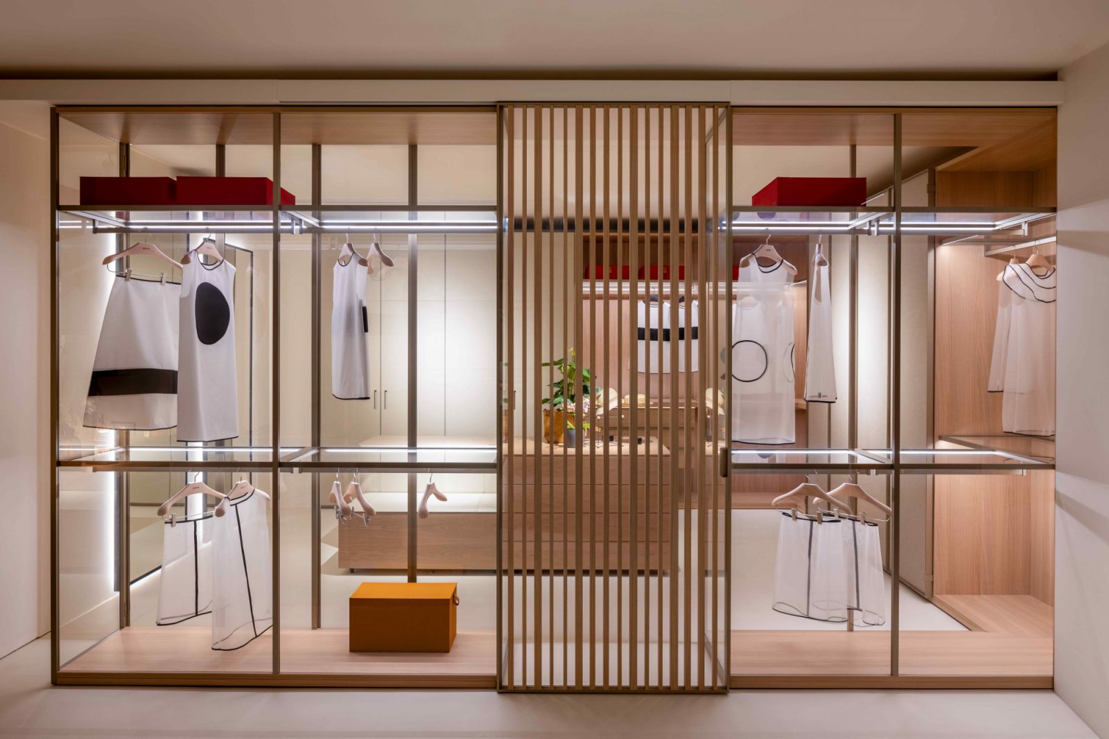 The Porro Storage corner dressing room at multistore The Plan (Photo: Bonnie Yap Photography)