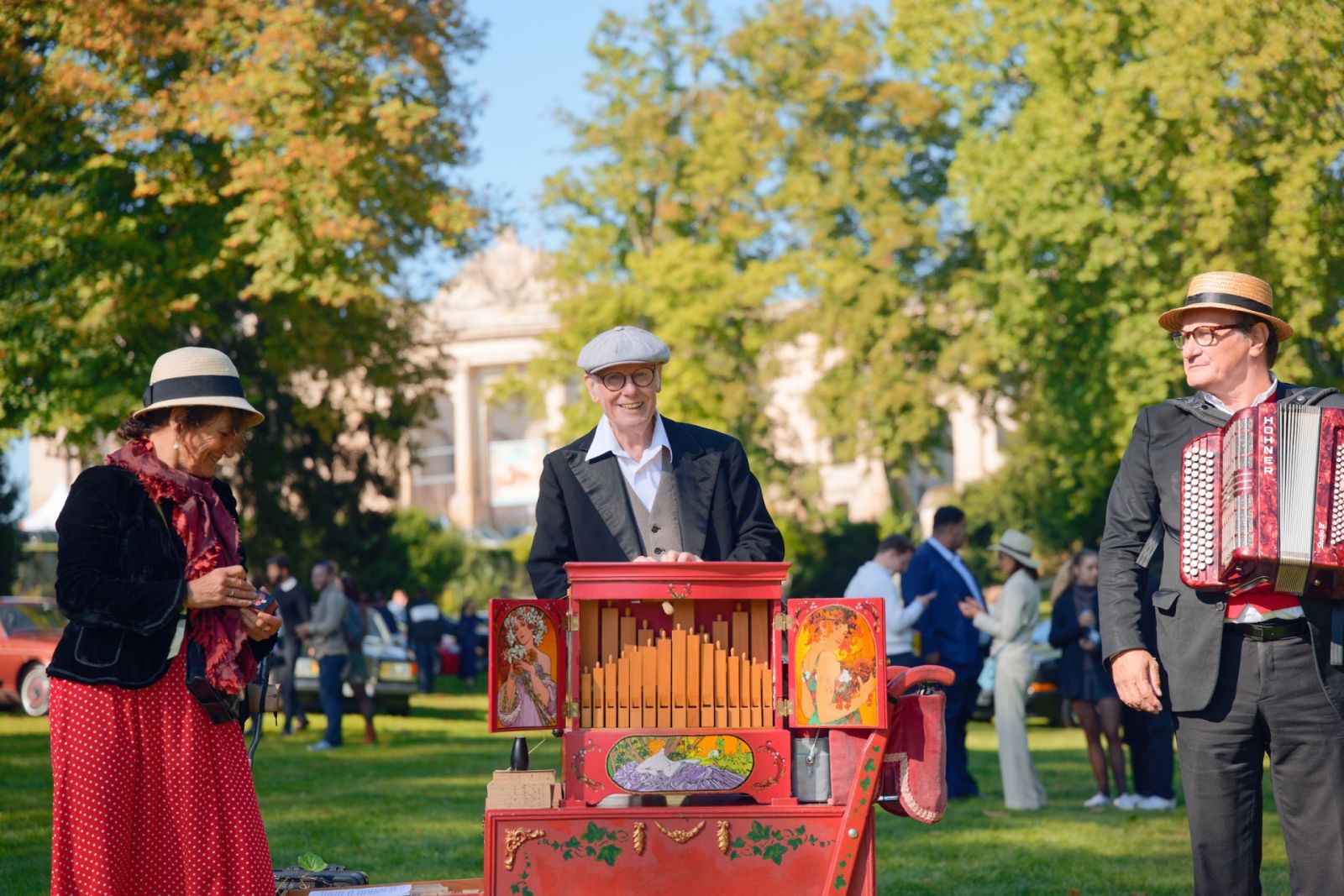 在戶外有許多適合親子參與的表演、遊戲等活動。（Photo: Chantilly Arts & Elegance Richard Mille）