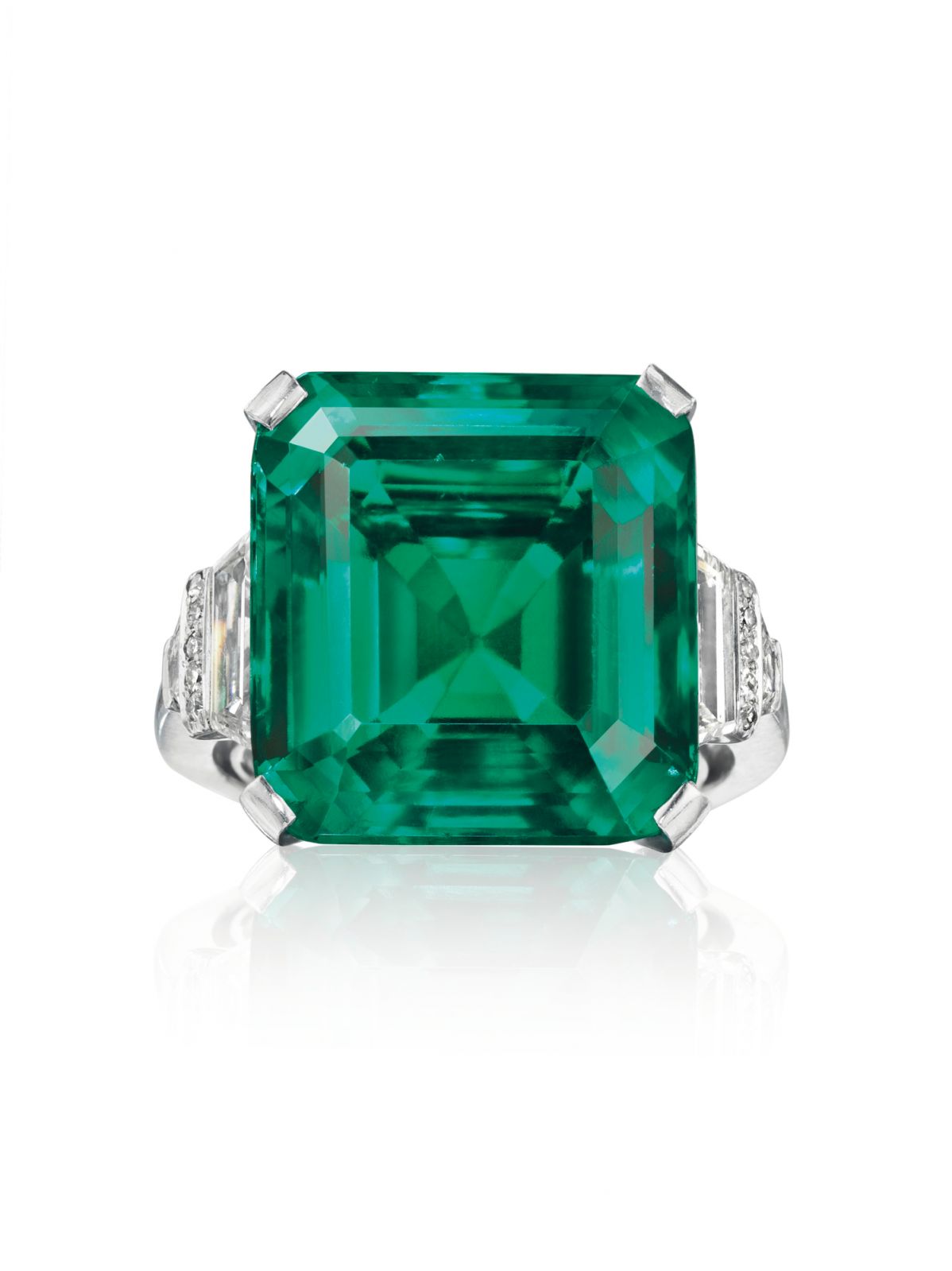 The Rockefeller Emerald (Photo: courtesy of Christie's)