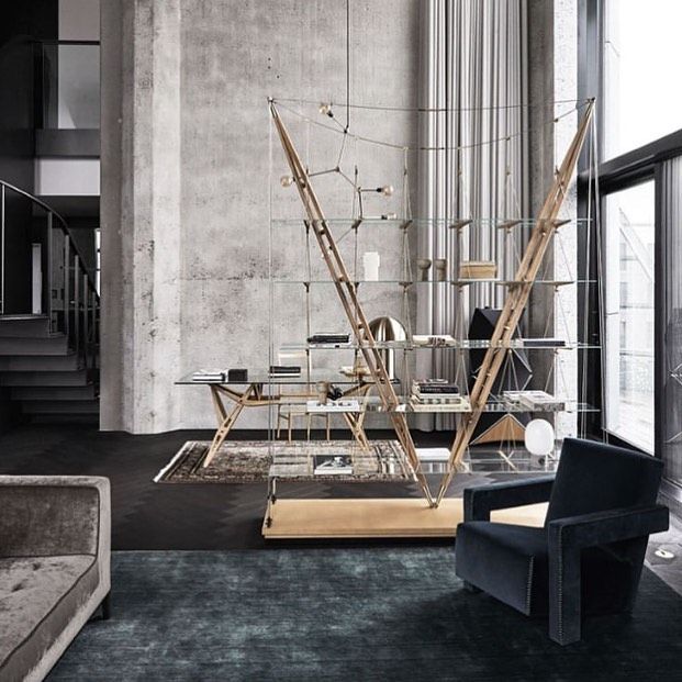 The Veliero bookcase by Franco Albini is a favourite among design enthusiasts (Photo: Instagram / @3falke)