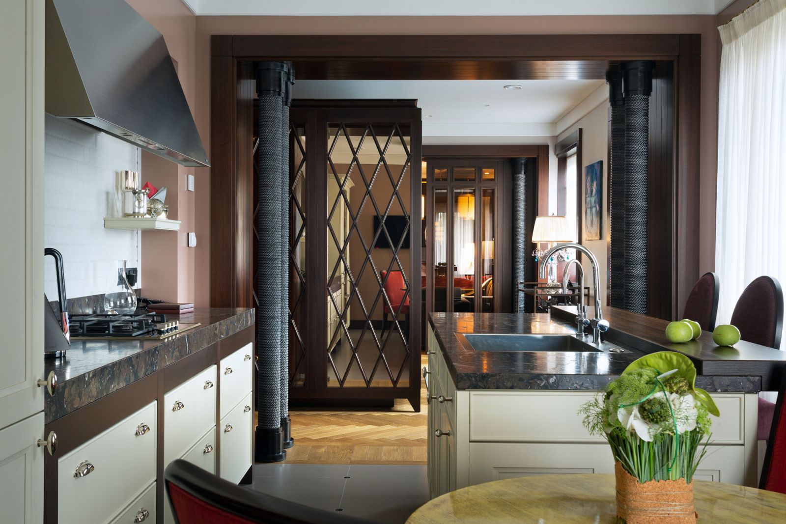 Room dividers create a sense of separation in open-plan layouts (Photo: SHEPEL')