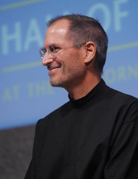 SACRAMENTO, CA - DECEMBER 05:  Apple Computer CEO Steve Jobs is honored during the 2007 California Hall of Fame induction ceremony at the California Museum on December 5, 2007 in Sacramento, California.  (Photo by John Medina/WireImage)