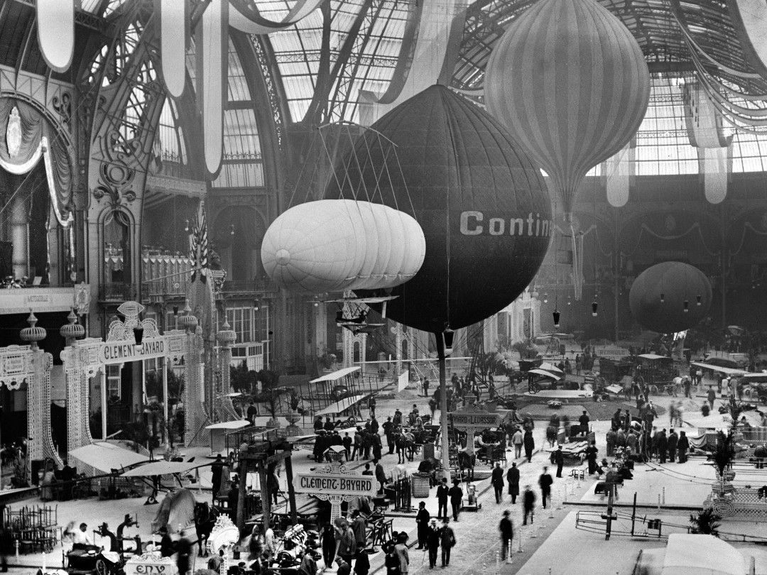 Năm 1909, Triển lãm Vận tải Hàng không Quốc tế đầu tiên được tổ chức tại Grand Palais (Ảnh: Instagram / parisphotofair)