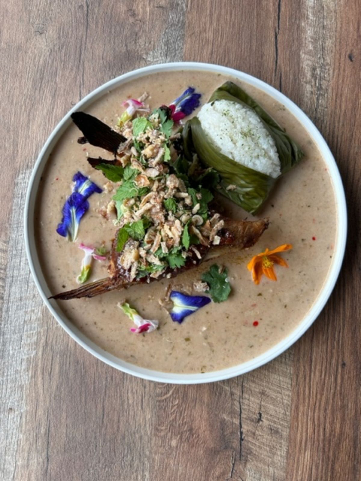Mrs Saldo’s pop-up thai fish jaw curry