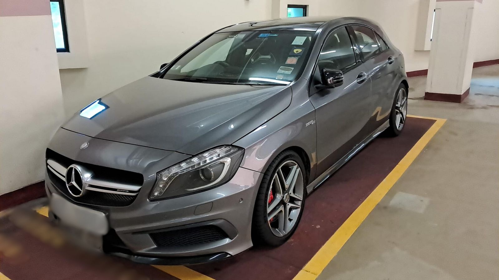 Li's first Mercedes-Benz AMG A 45, which accompanied her early stage of entrepreneurship (Photo: Krizia Li)