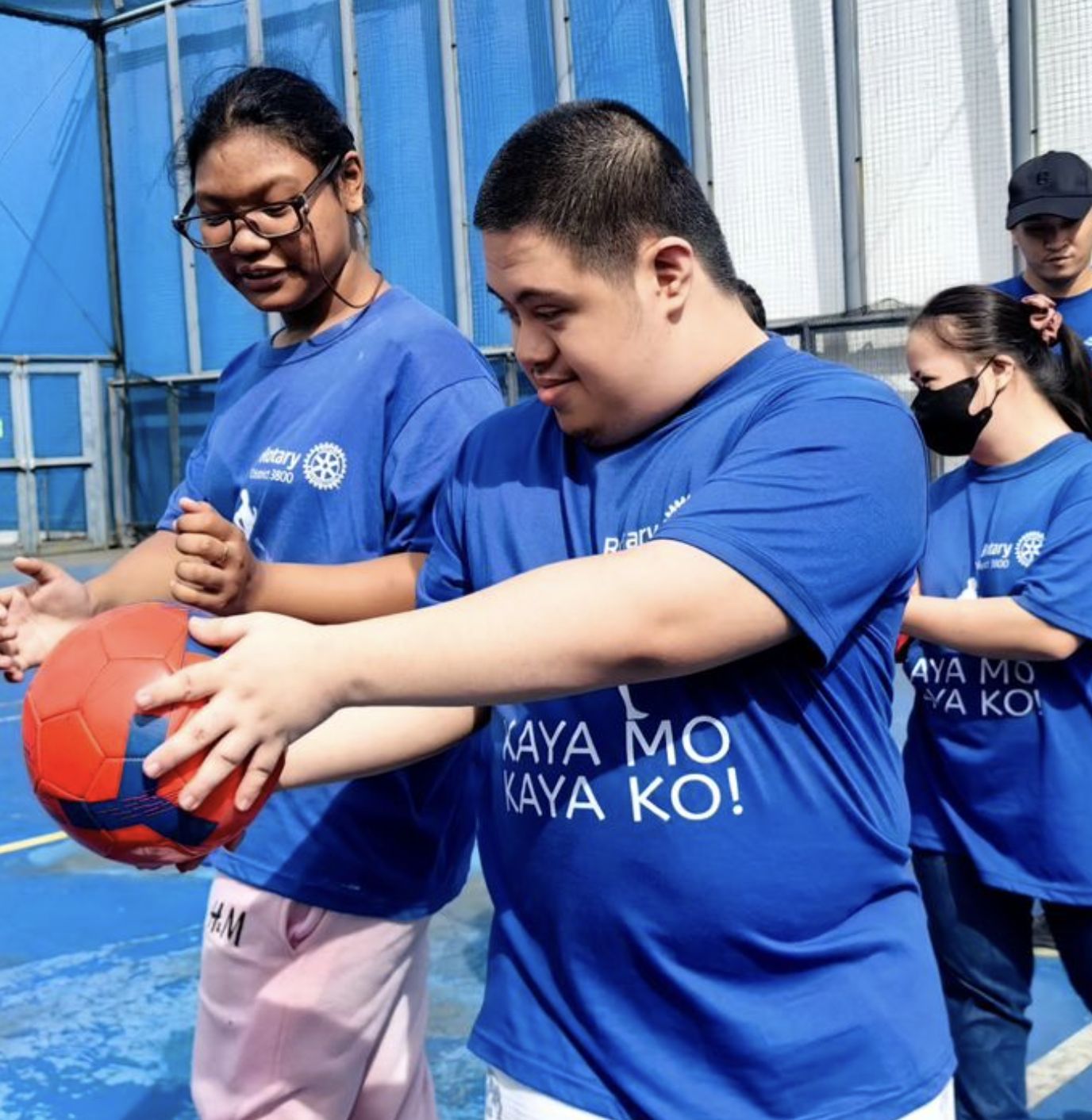 Some fun activities by the athletes, coaches, and volunteers (Photo: Instagram / Special Olympics Pilipinas)