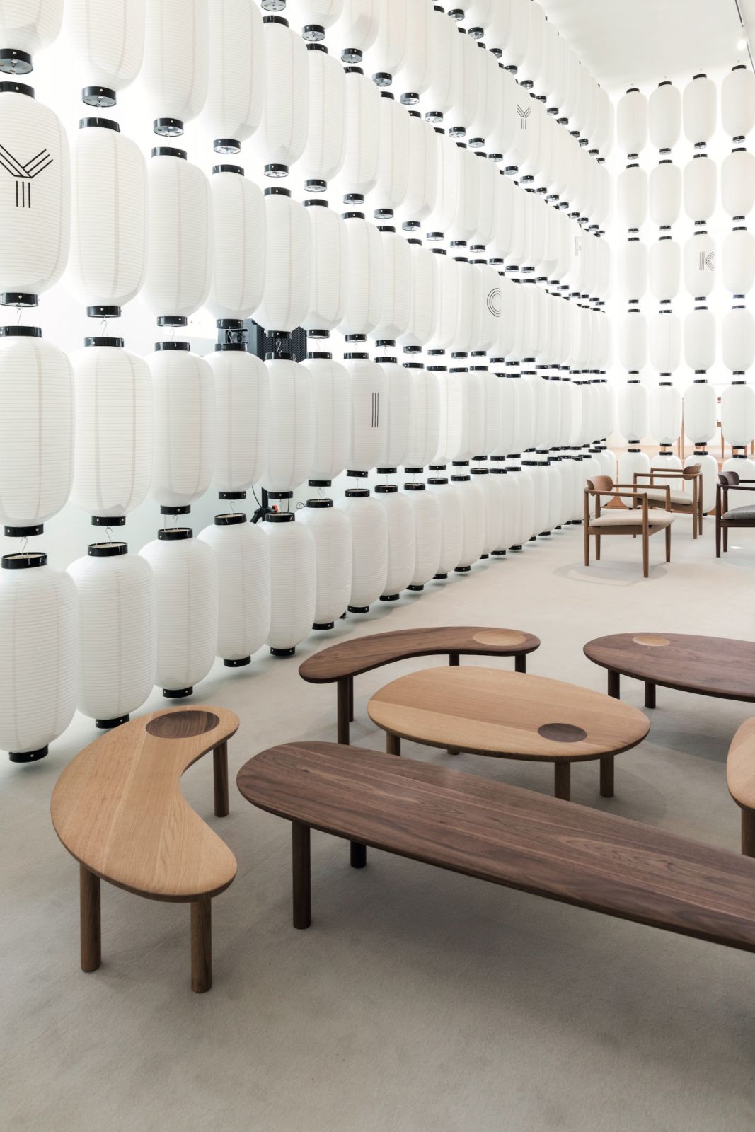 GamFratesi conceptualised Koyori’s installation within ‘walls’ of traditional white Japanese lanterns